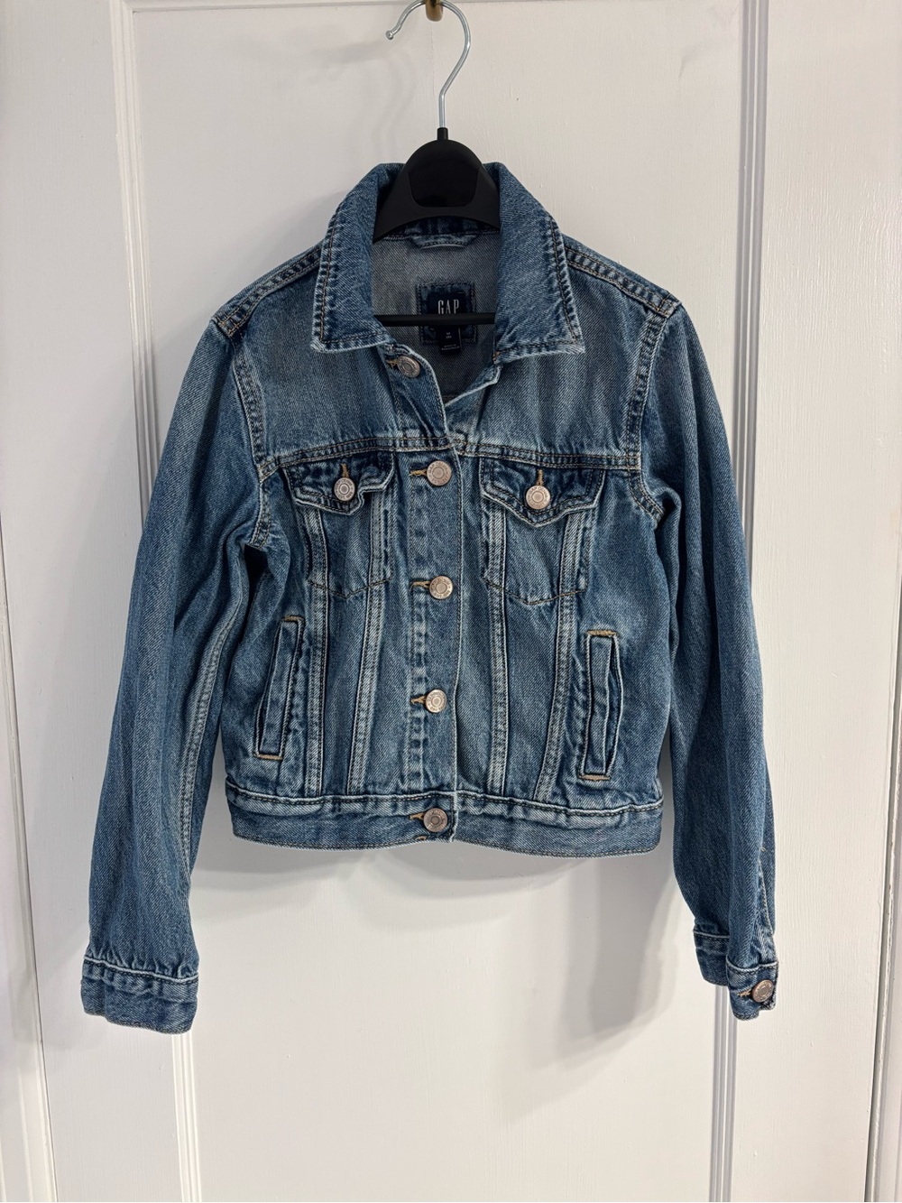 GAP Light Blue Denim Jacket - Classic Trucker Style
